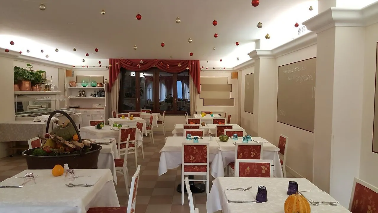 Hotel Ristorante Centrale Vestone