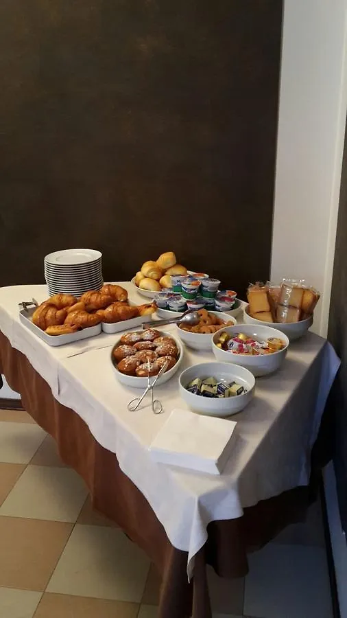 **  Hotel Ristorante Centrale Vestone Italien