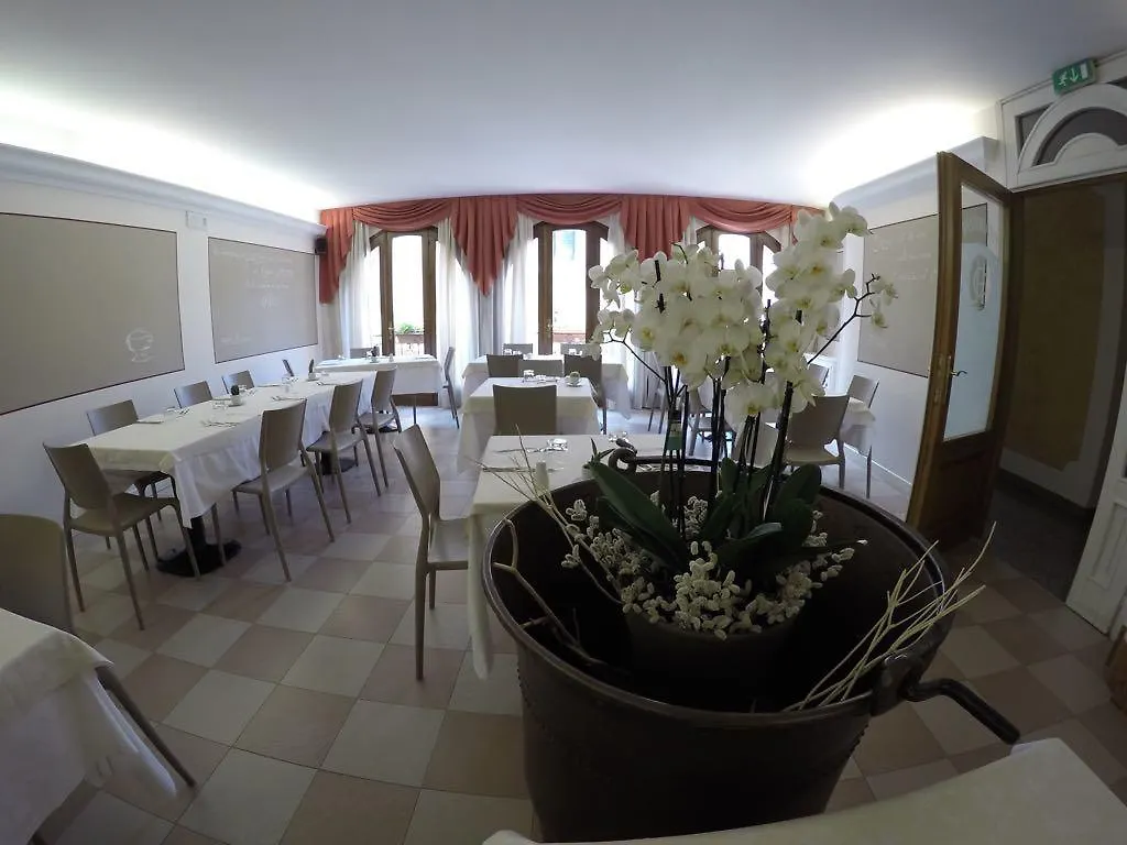 Hotel Ristorante Centrale Vestone Italien